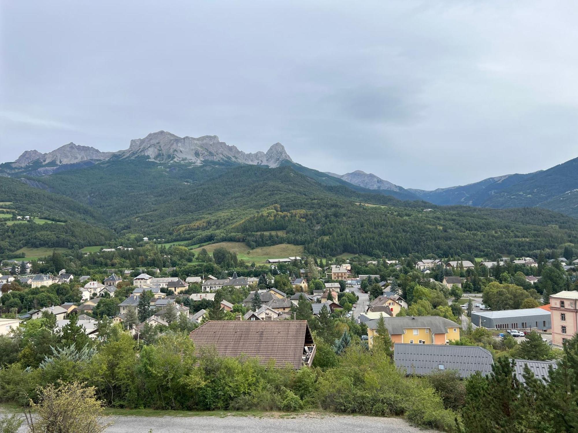 Appartement Terrasse Adroit T2 Barcelonnette - Wi-Fi Gratuit - 7 Couchages Extérieur photo